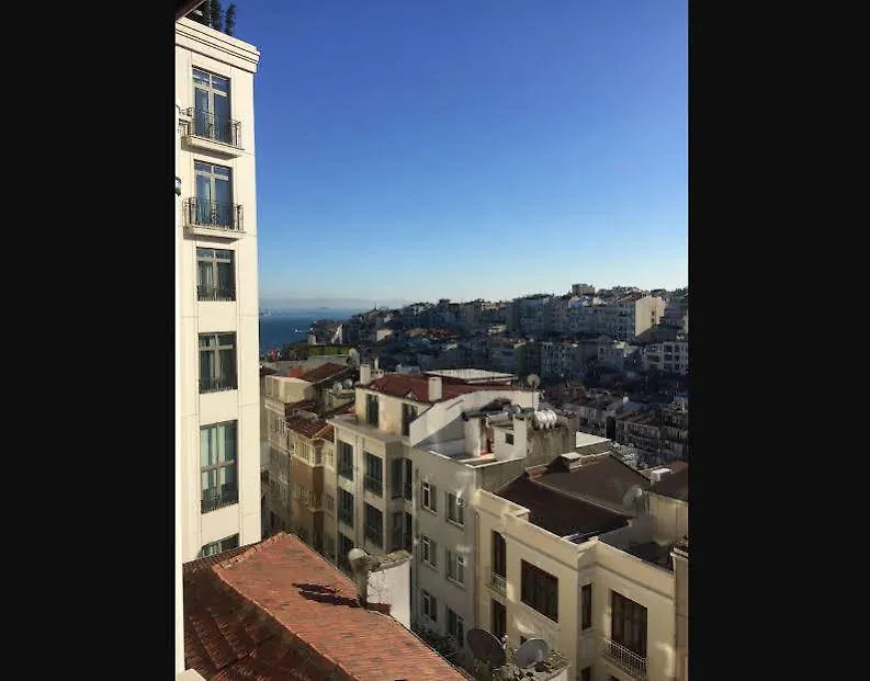 فندق أجنحة عمر سلطان اسطنبول